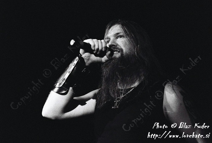 06_Amon_Amarth_Graz.jpg