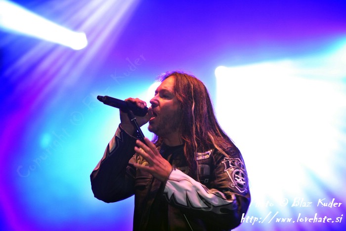 02_Hammerfall.jpg