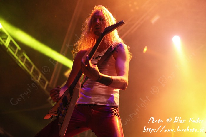 10_Hammerfall.jpg