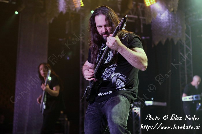 03_Dream_Theater.jpg