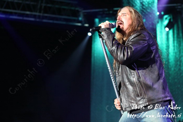 08_Dream_Theater.jpg