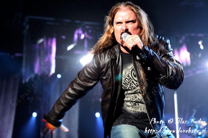 10_Dream_Theater.jpg