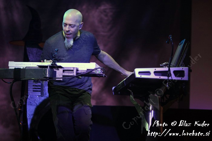 27_Dream_Theater.jpg