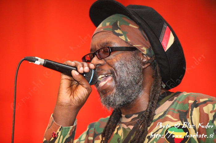 12_Macka_B.jpg